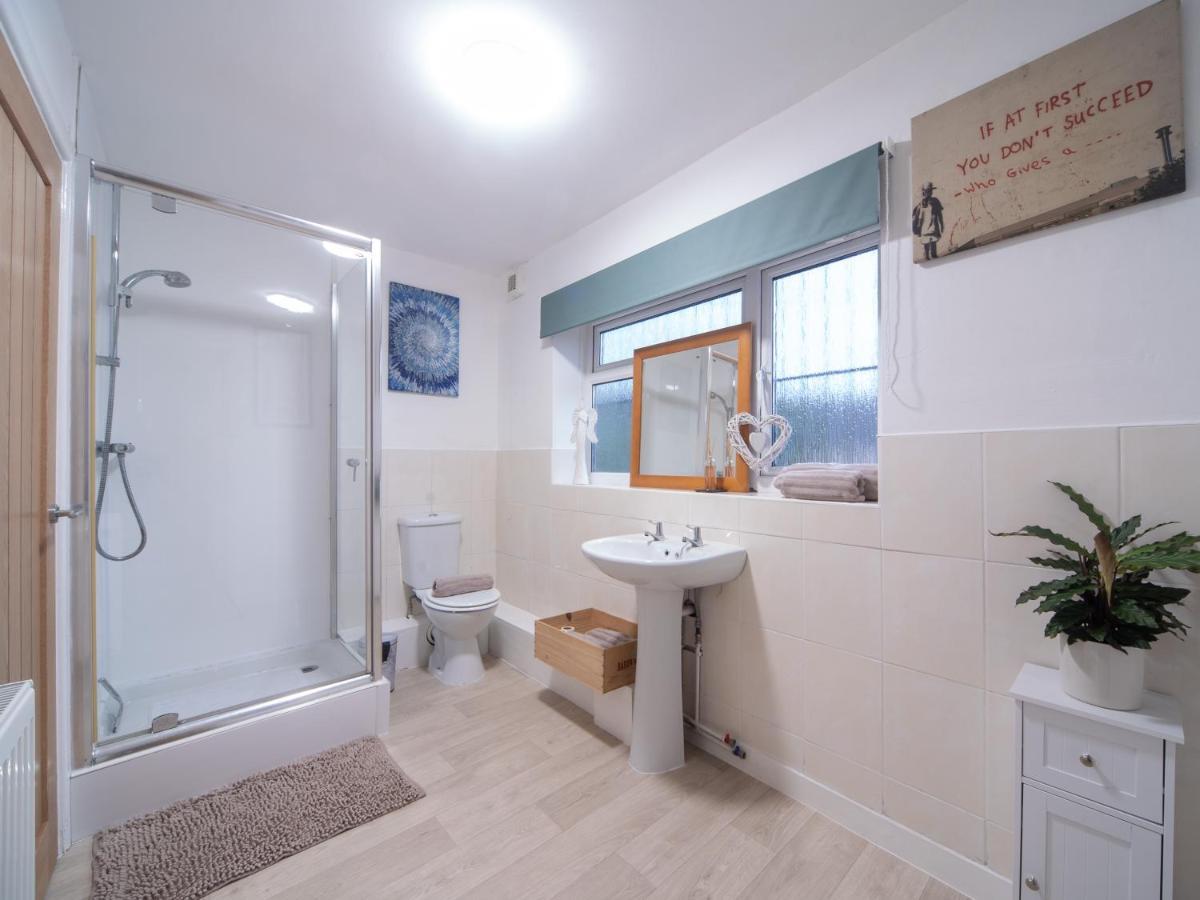 Appartement Castle View - Flat In Mumbles - Free Parking à Oystermouth Extérieur photo